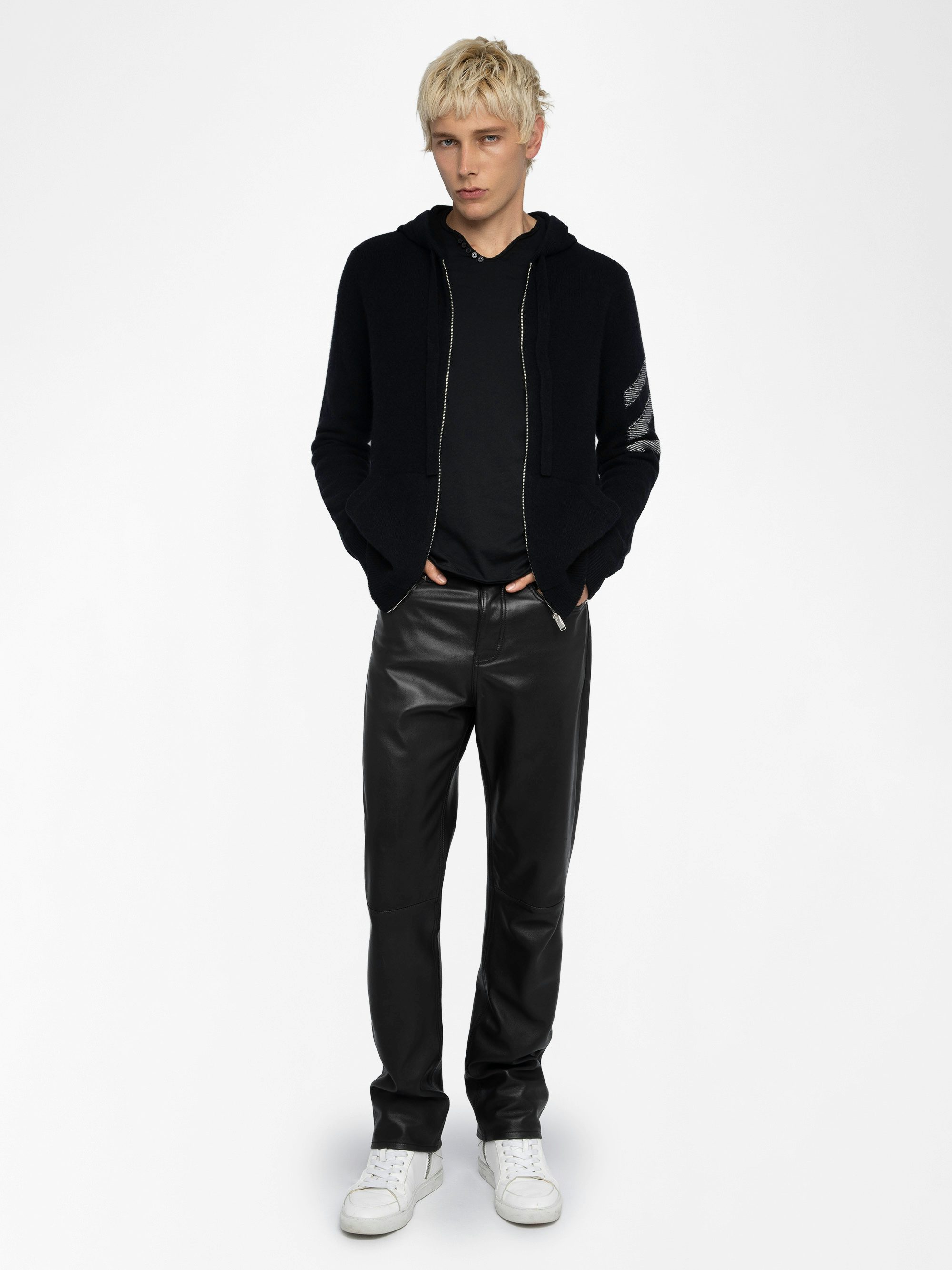 Cardigan Clash 100% Kaschmir - Strickjacke mit Kapuze und Reißverschluss mit Pfeil am Arm.